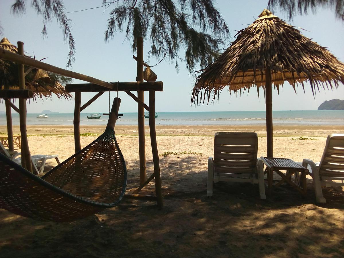 Blue Beach Resort Szamroijot Kültér fotó